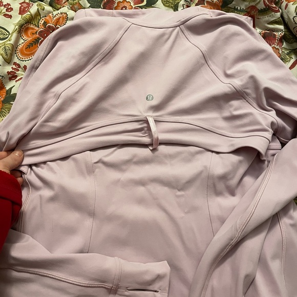 Lululemon cropped define jacket in nulu- size 10 - Picture 5 of 5